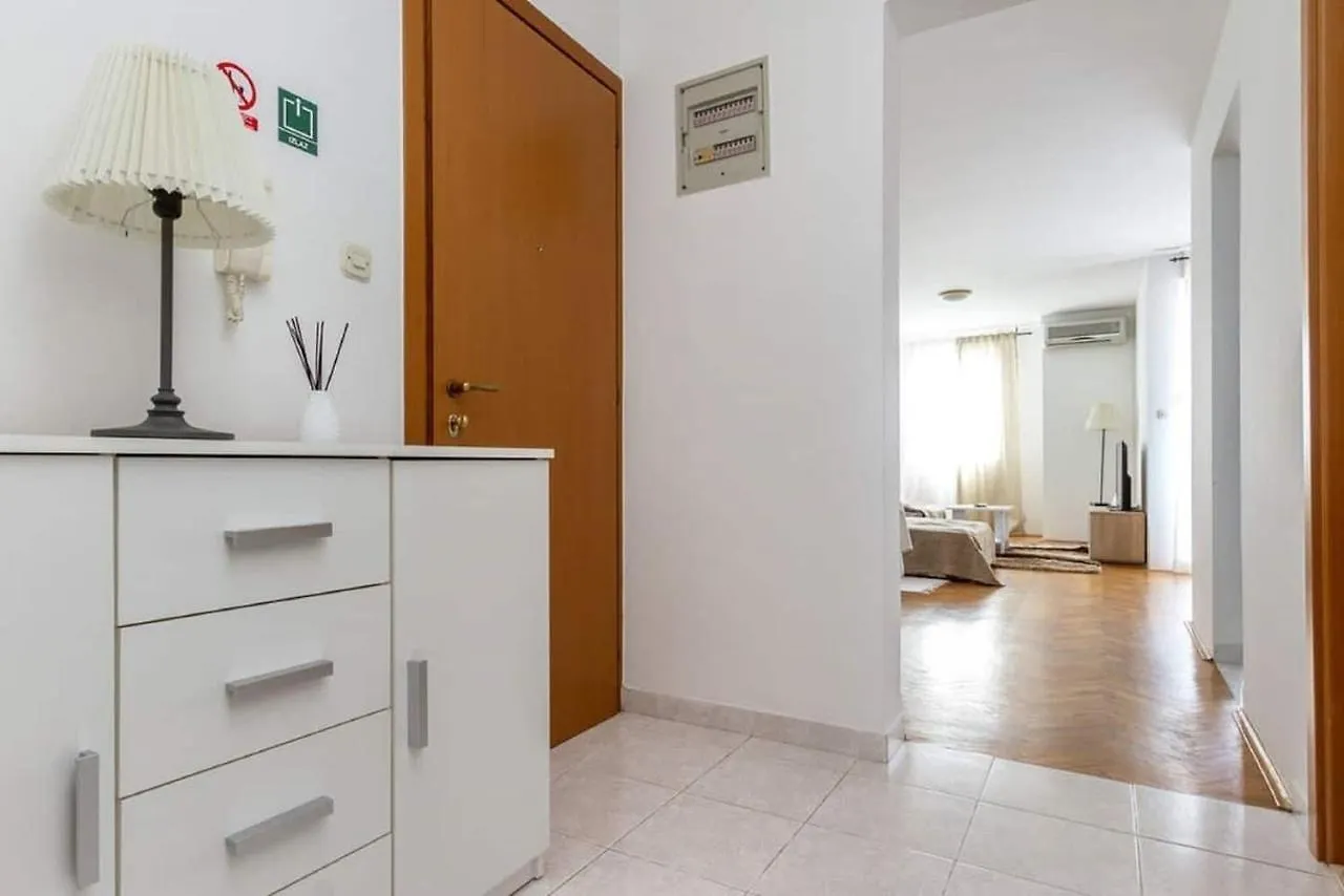 Apartment Jurmar - With Terrace Split Croatia